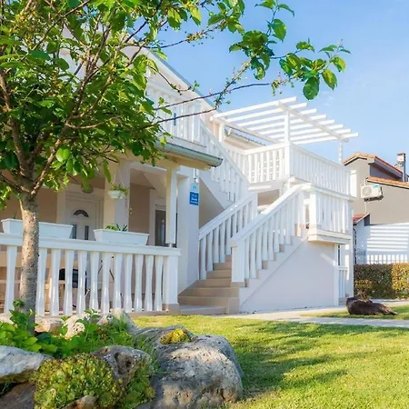 Apartamento Mit Jacuzzi In Mit Parkplatz