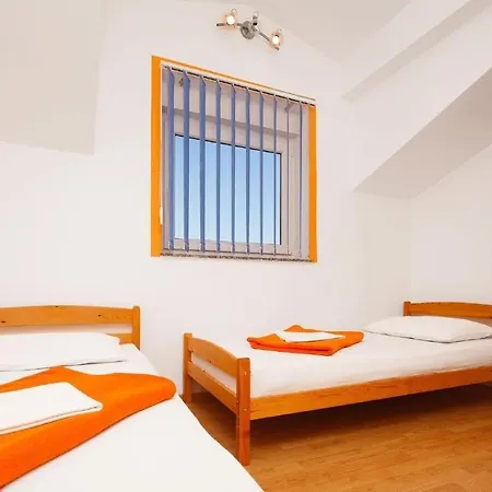 Apartamento Mit Jacuzzi In Mit Parkplatz *